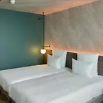 Novotel Expo Hotel