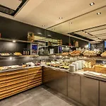 Novotel Expo Hotel