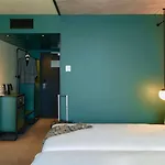 Hotel Novotel Expo 4*