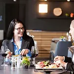 Novotel Expo Hotel 4*