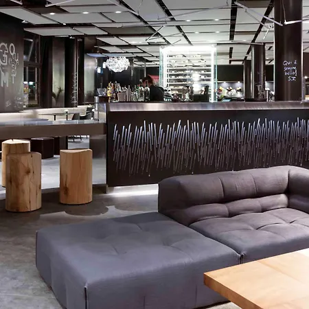Готель Novotel Expo Берн