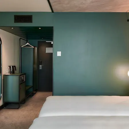Novotel Expo Hotel