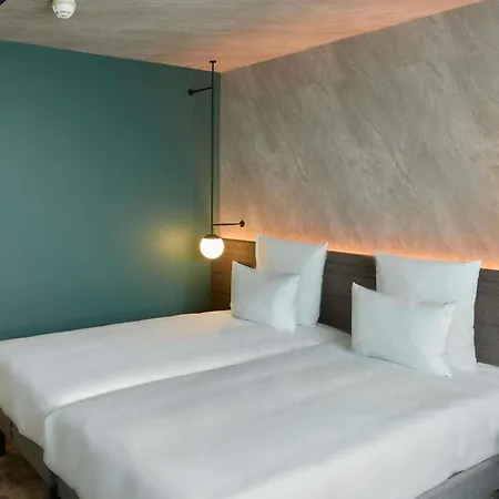 Novotel Expo Hotel