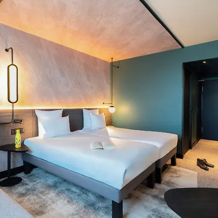 Novotel Expo Hotel