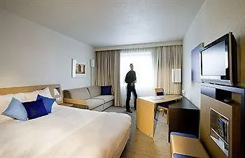 Novotel Expo 4*