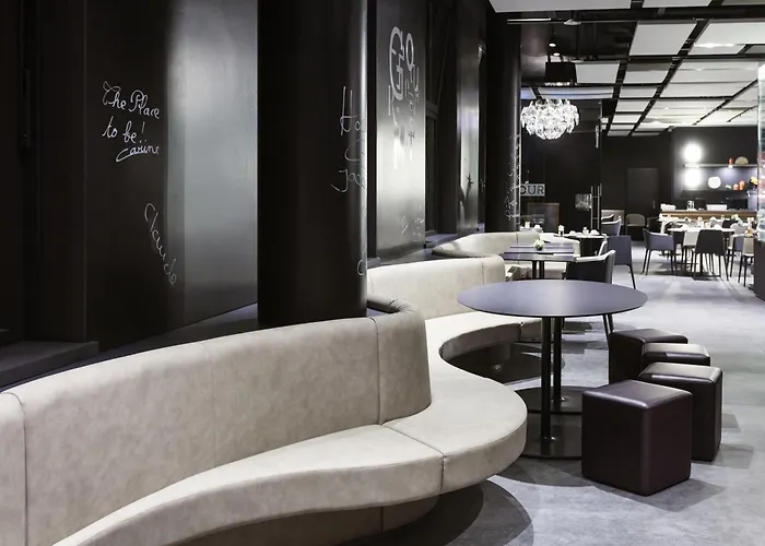 Hotel Novotel Expo 4*