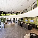 Hotel Novotel Expo 4*