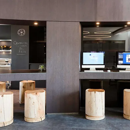 Novotel Expo ホテル