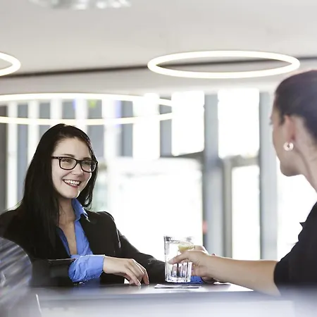 Novotel Expo ホテル